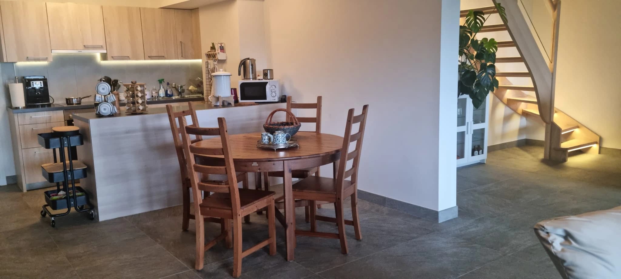 5 Pièces, 148 m², Rez-de-chaussée avec vue sur les alpes